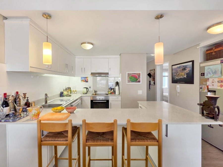 2 Bedroom Property for Sale in Vredehoek Western Cape